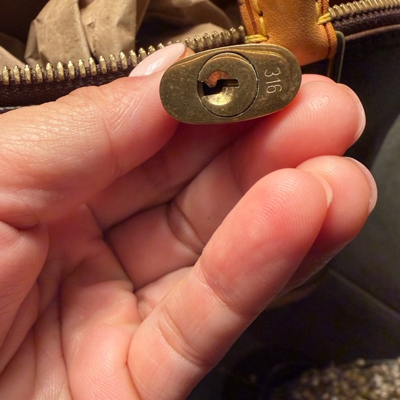 Louis Vuitton Alma PM Monogram | Authentic LV Satchel | Classic Handbag - Picture 14 of 17